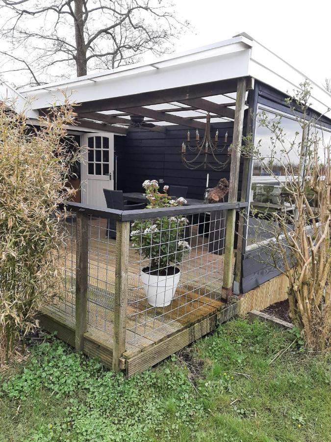 Buiten Huisje Aan De Vaart 1 Matsloot المظهر الخارجي الصورة